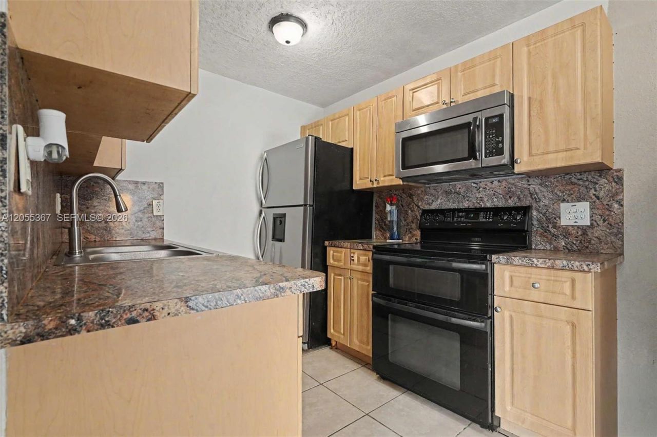 145 NE 12th Ave, Unit 145, Homestead, FL 33030 Photo