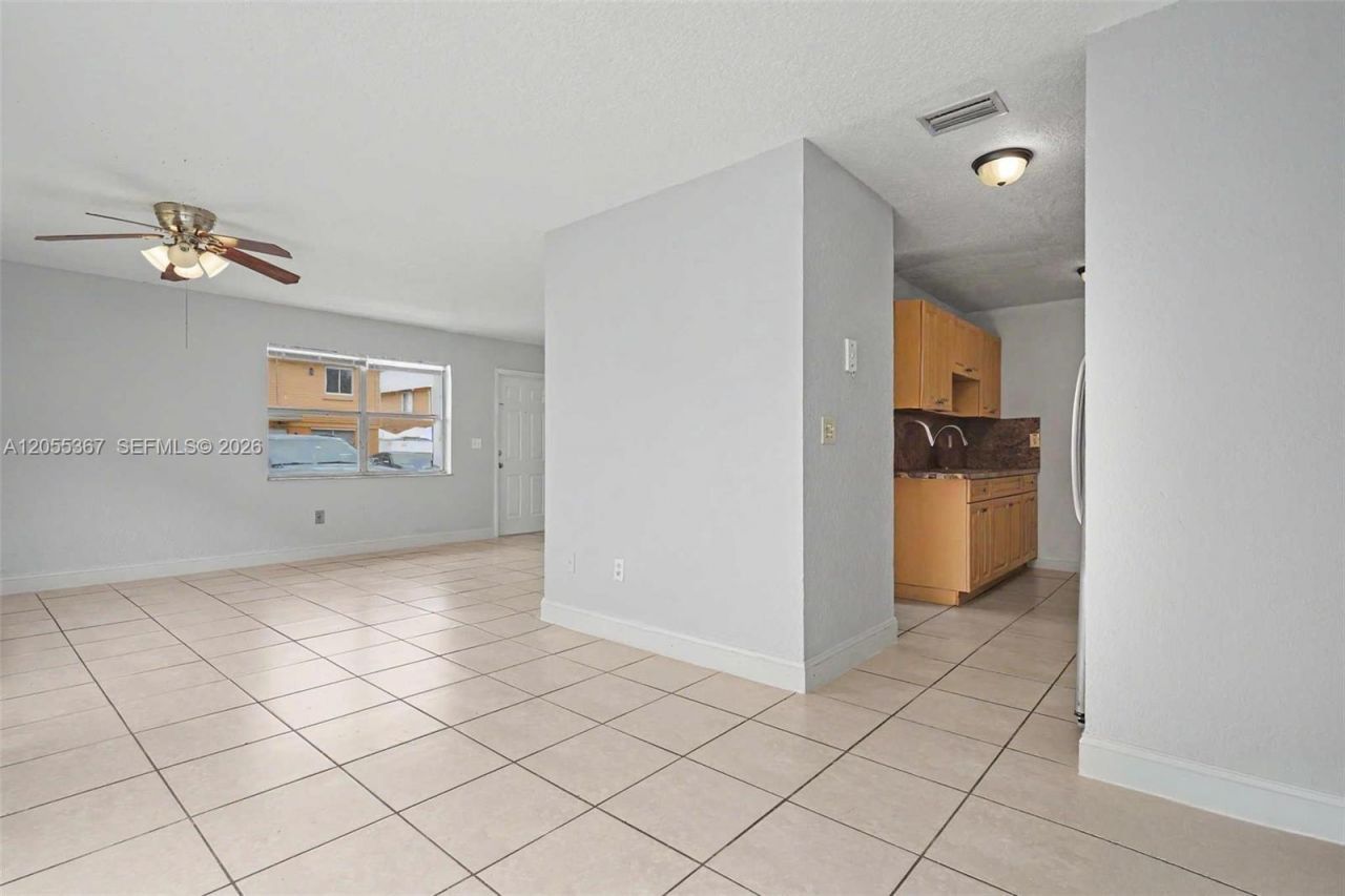 145 NE 12th Ave, Unit 145, Homestead, FL 33030 Photo
