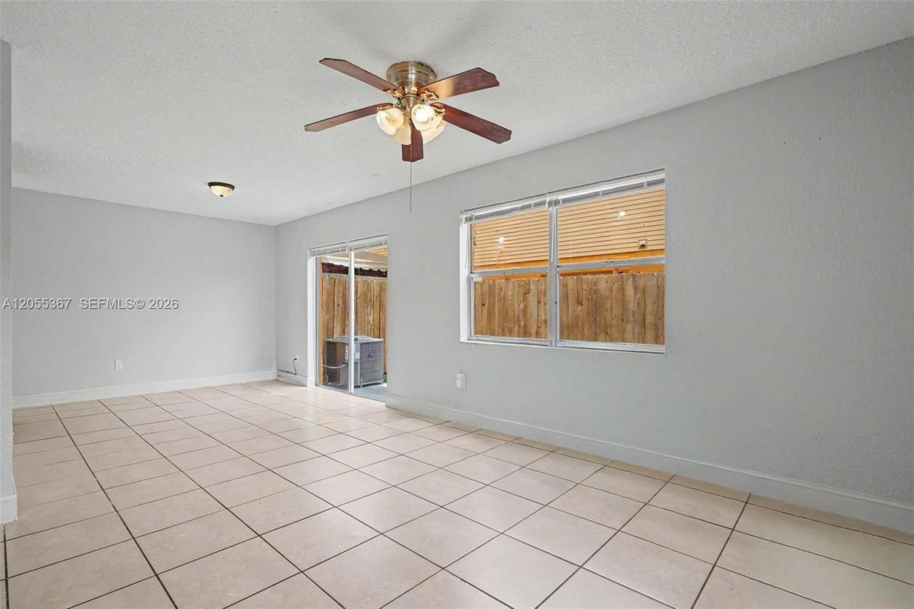 145 NE 12th Ave, Unit 145, Homestead, FL 33030 Photo