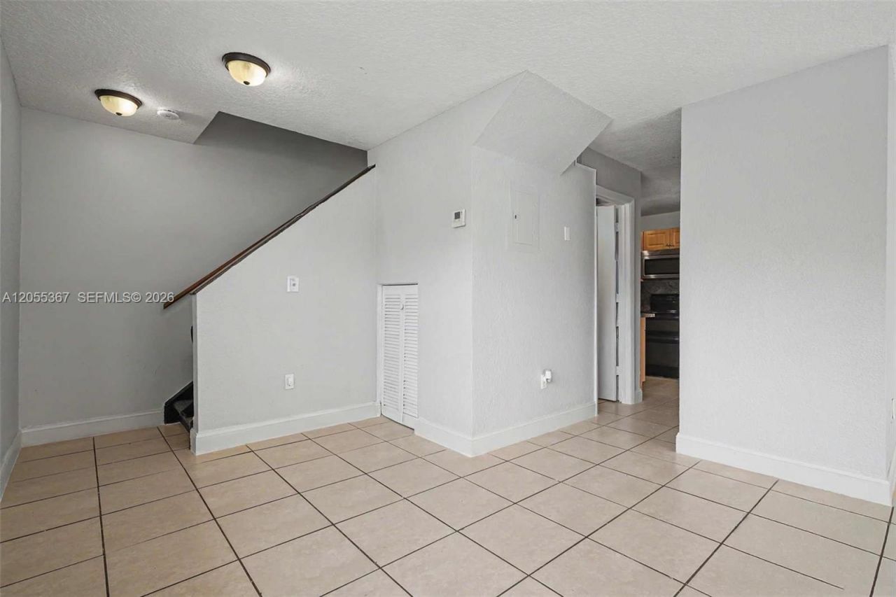 145 NE 12th Ave, Unit 145, Homestead, FL 33030 Photo