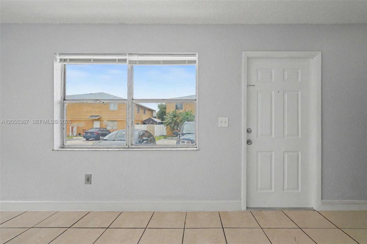 145 NE 12th Ave, Unit 145, Homestead, FL 33030 Photo