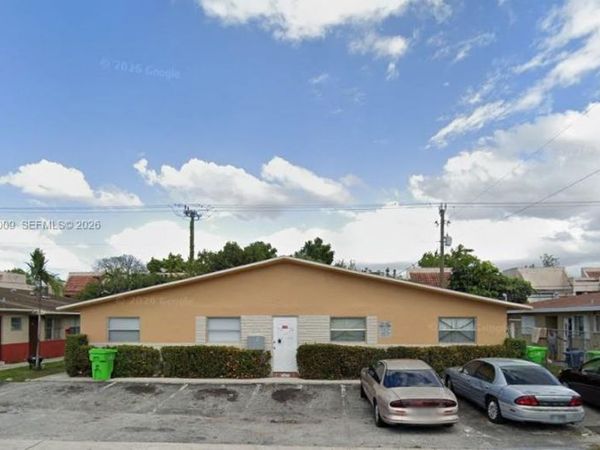 1860 NW 58 Ter, Unit 2, Sunrise, FL 33313
