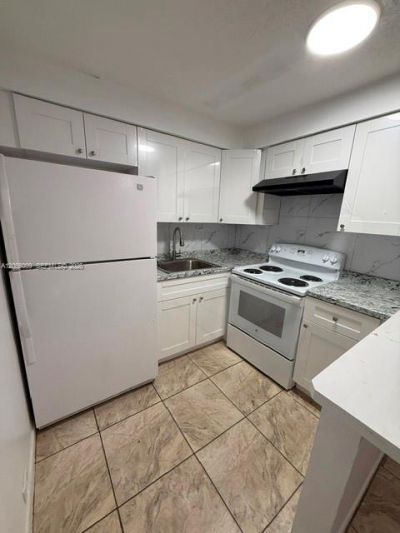 1860 NW 58 Ter, Unit 2, Sunrise, FL 33313 Photo
