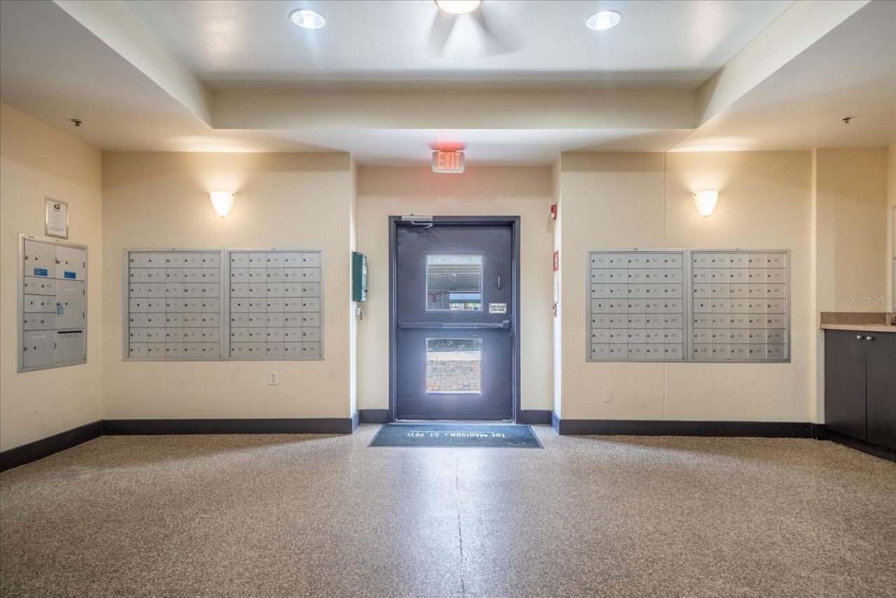 100 4th Avenue S, Unit 416, Saint Petersburg, FL 33701 Photo