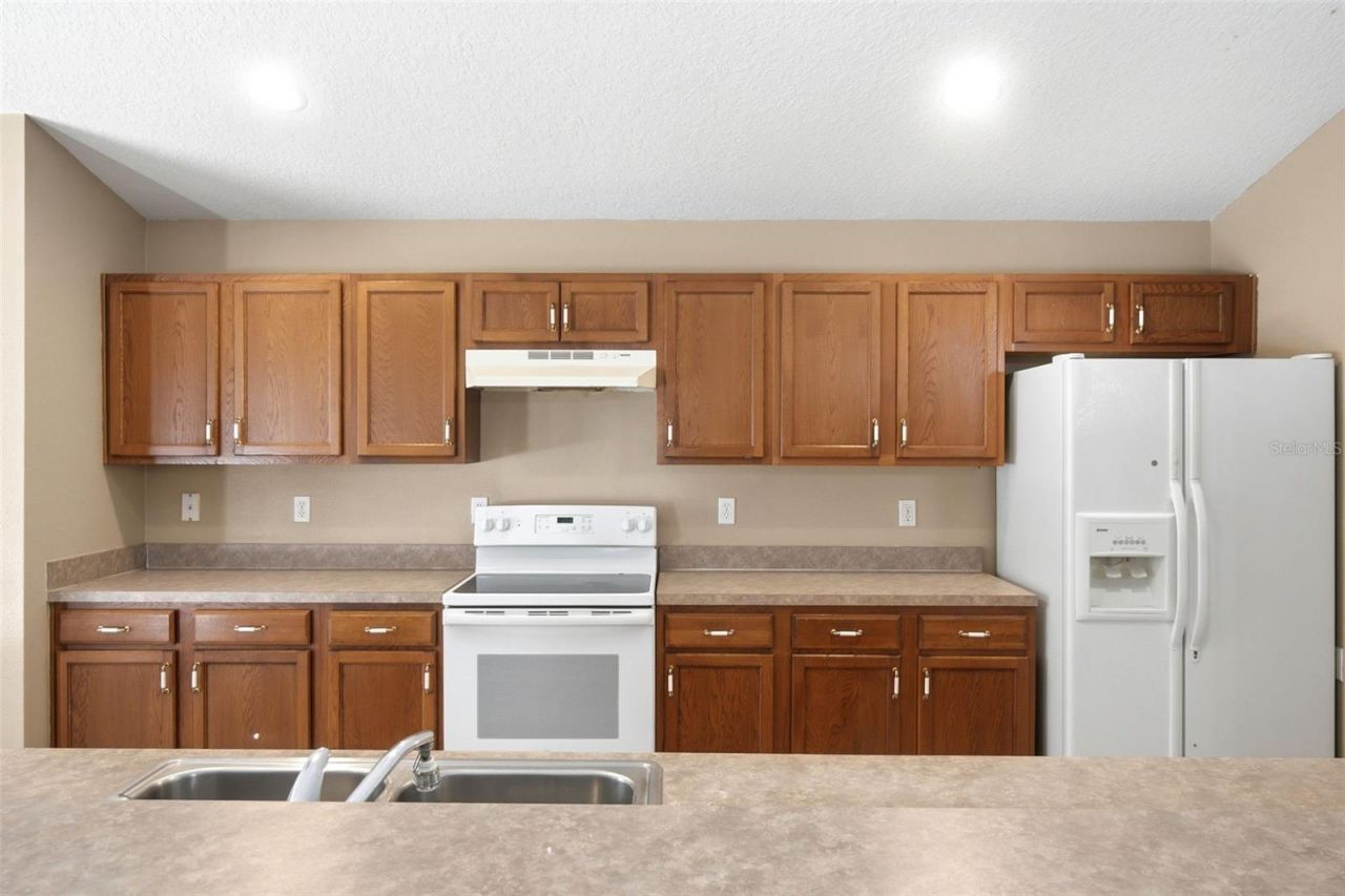 2255 Merry Road, Tavares, FL 32778 Photo