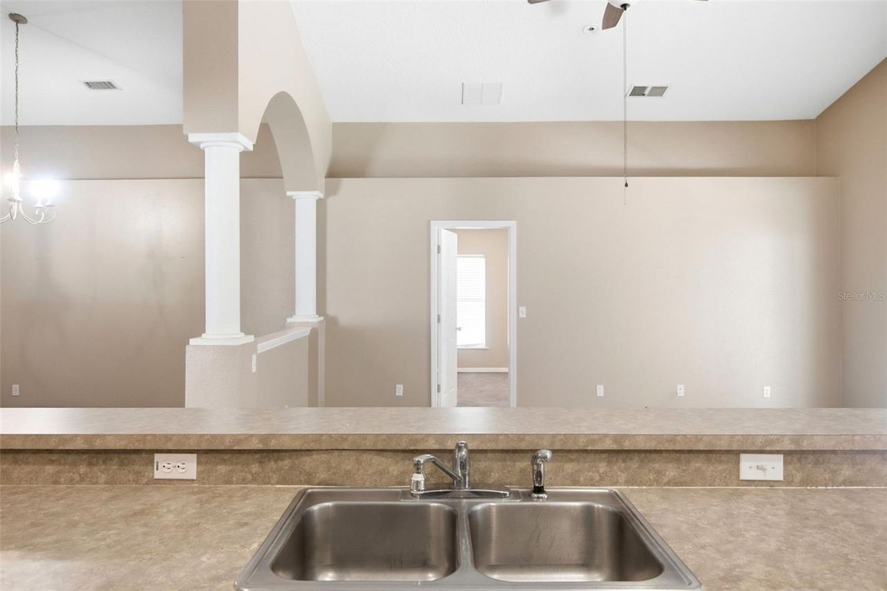 2255 Merry Road, Tavares, FL 32778 Photo