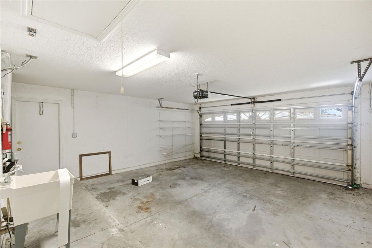 2255 Merry Road, Tavares, FL 32778 Photo