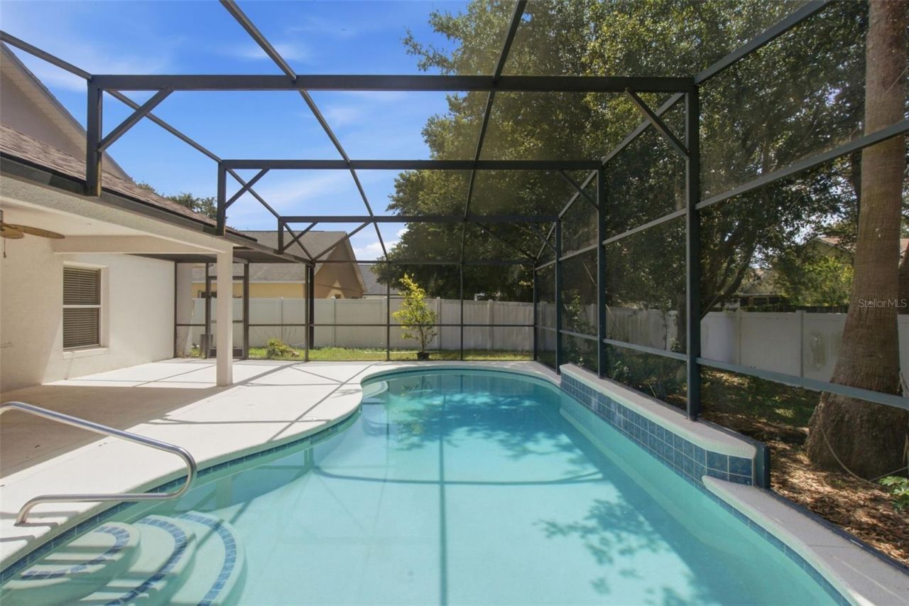 2255 Merry Road, Tavares, FL 32778 Photo