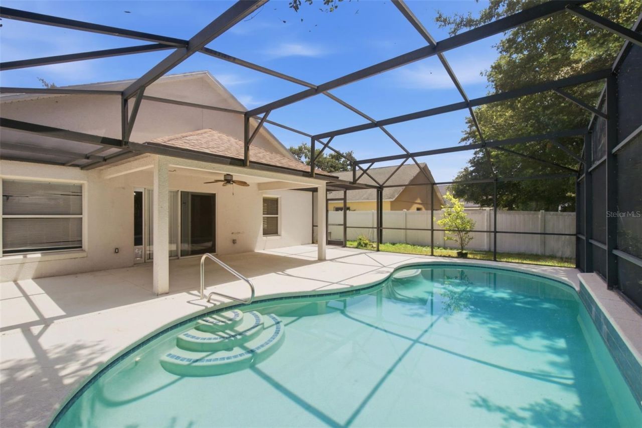 2255 Merry Road, Tavares, FL 32778 Photo