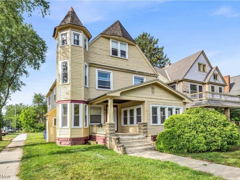 3624 Archwood Avenue, Unit 3624/DN, Cleveland, OH 44109 Photo 2