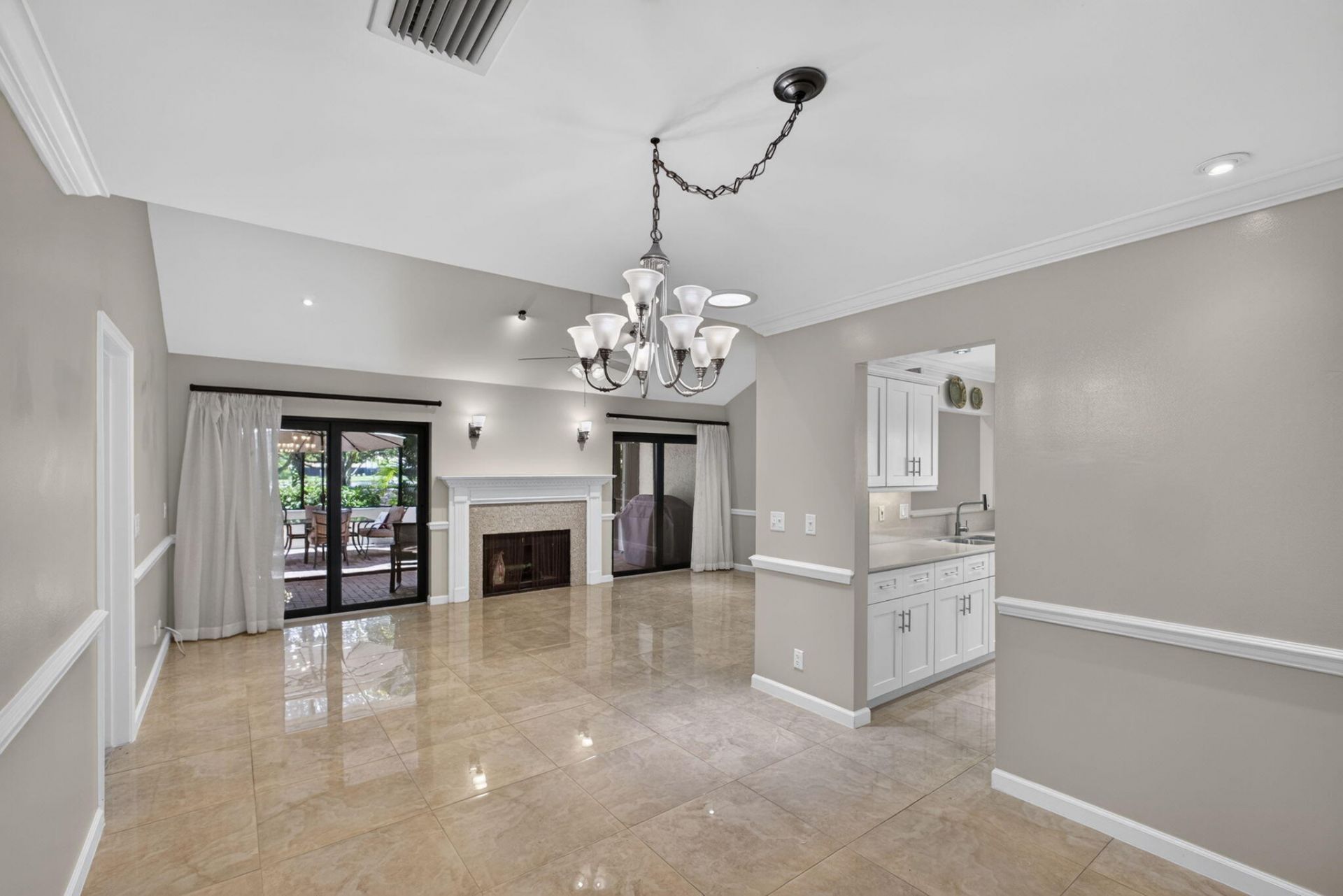 65 Balfour Road E, Palm Beach Gardens, FL 33418 Photo