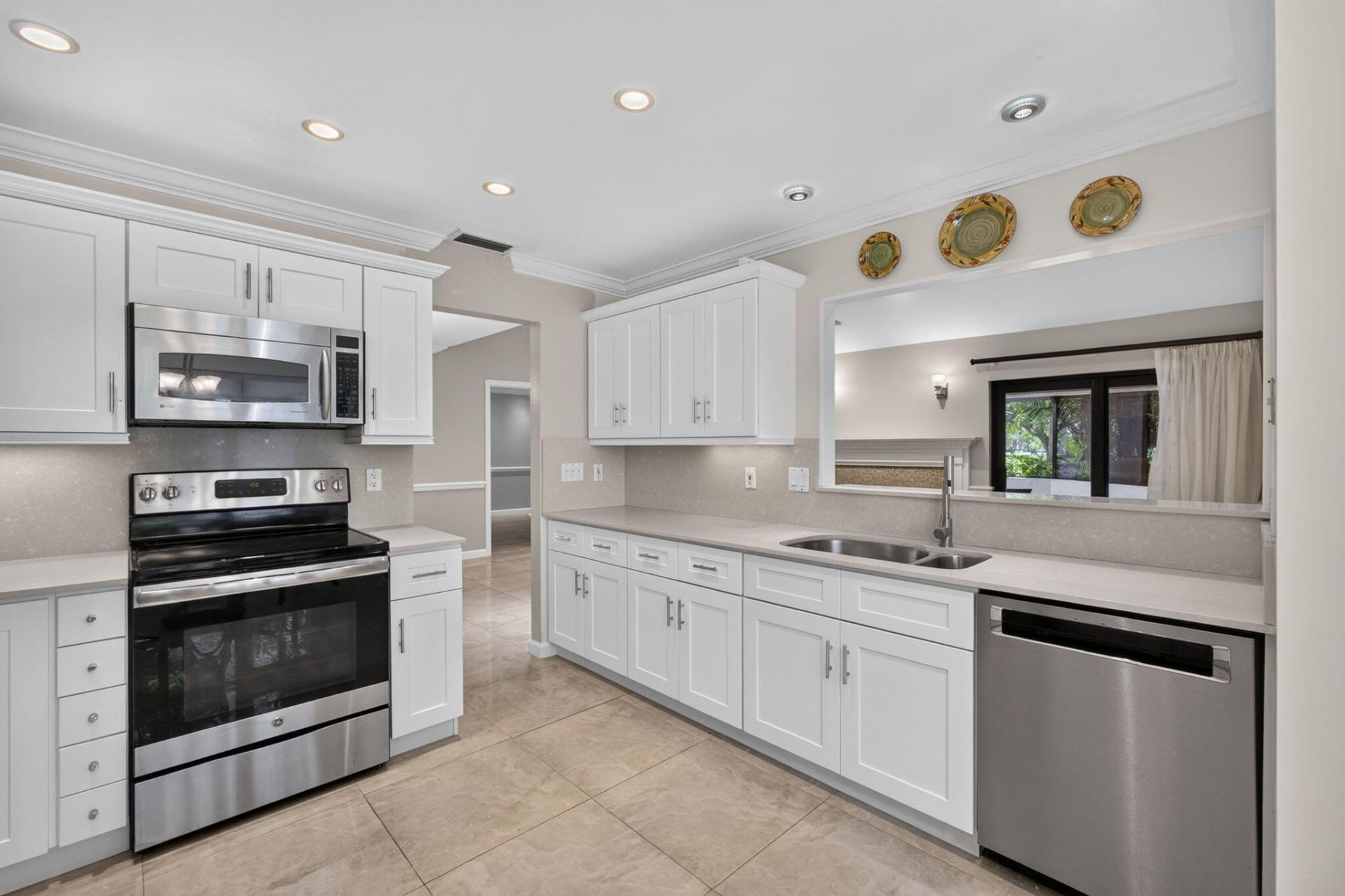 65 Balfour Road E, Palm Beach Gardens, FL 33418 Photo