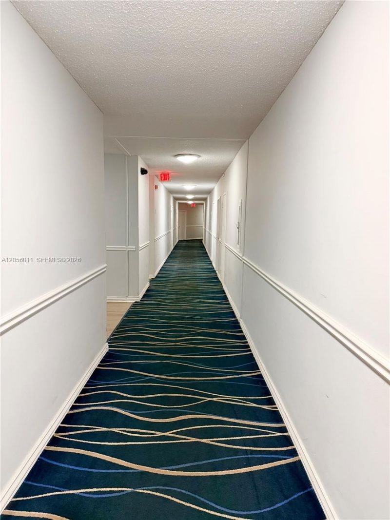 3725 S Ocean Dr , Unit 521, Hollywood, FL 33019 Photo