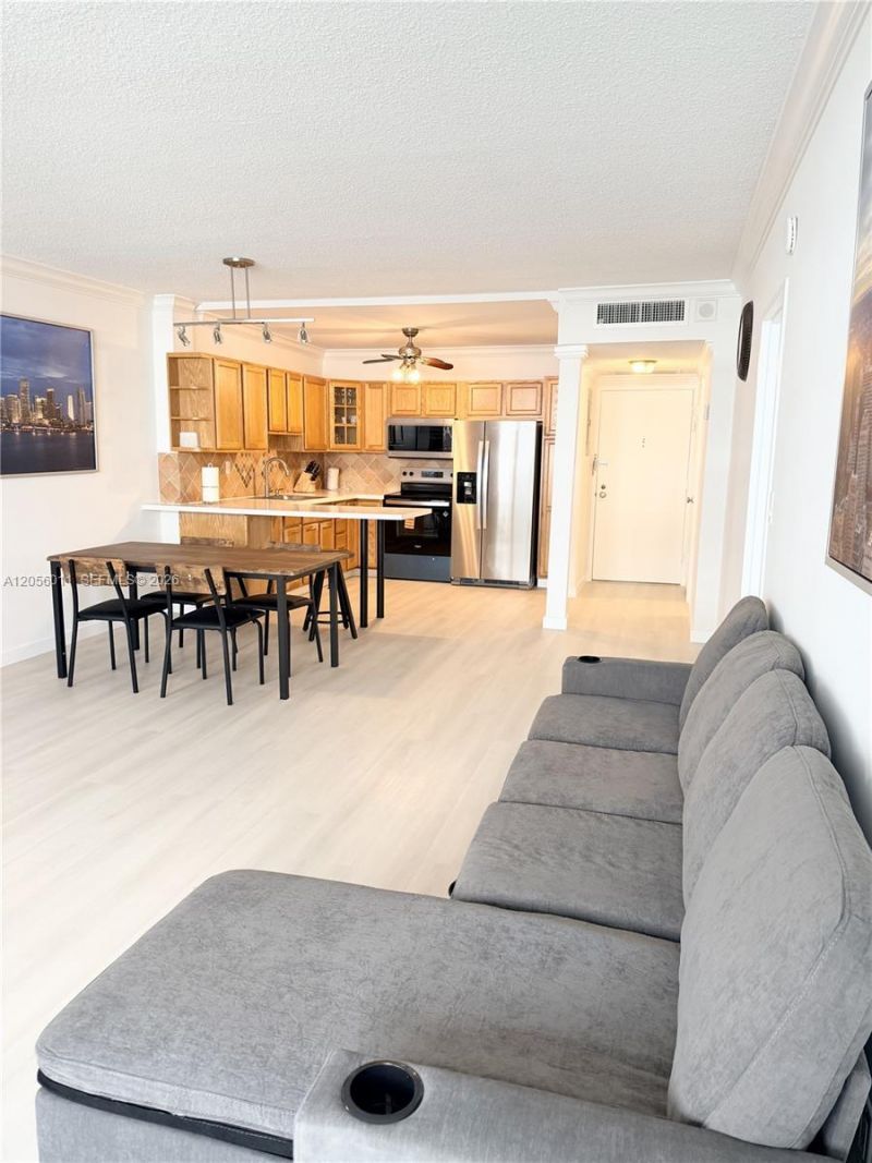 3725 S Ocean Dr , Unit 521, Hollywood, FL 33019 Photo