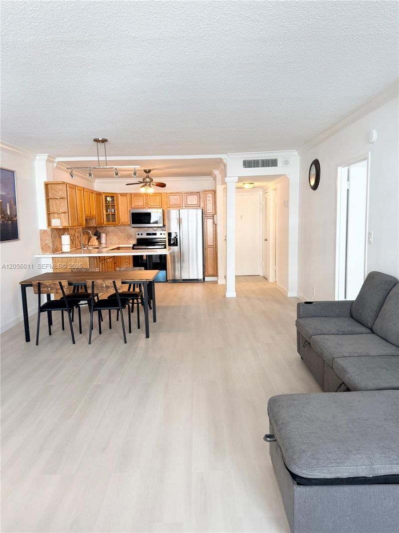 3725 S Ocean Dr , Unit 521, Hollywood, FL 33019 Photo