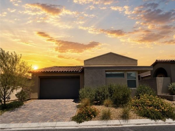 9958 Egan Valley Street, Las Vegas, NV 89166