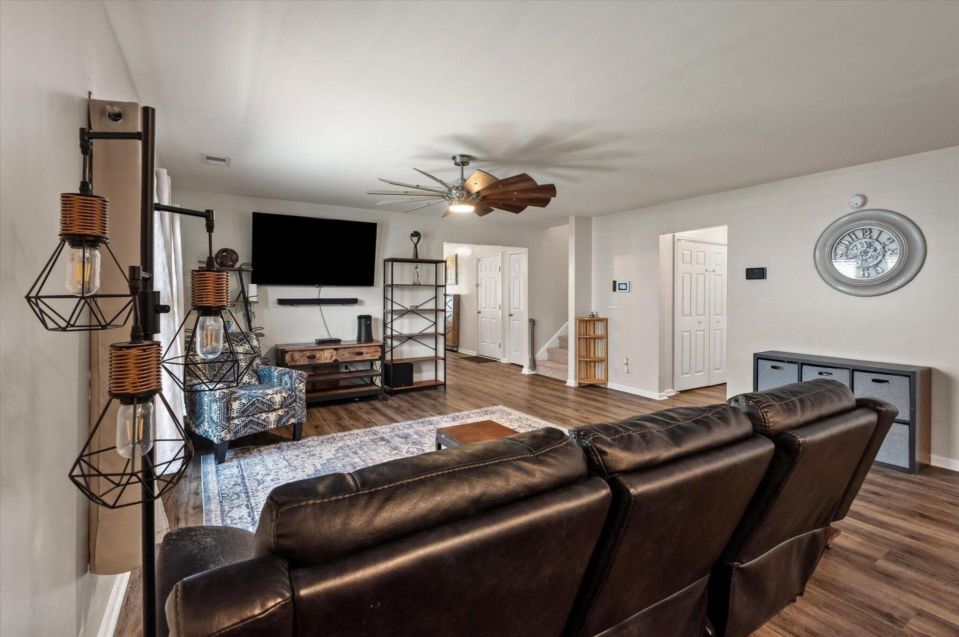 248 Loocock Drive Photo 11