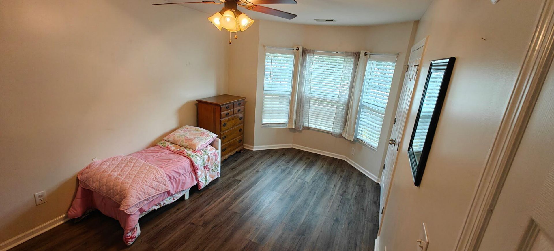 248 Loocock Drive Photo 17