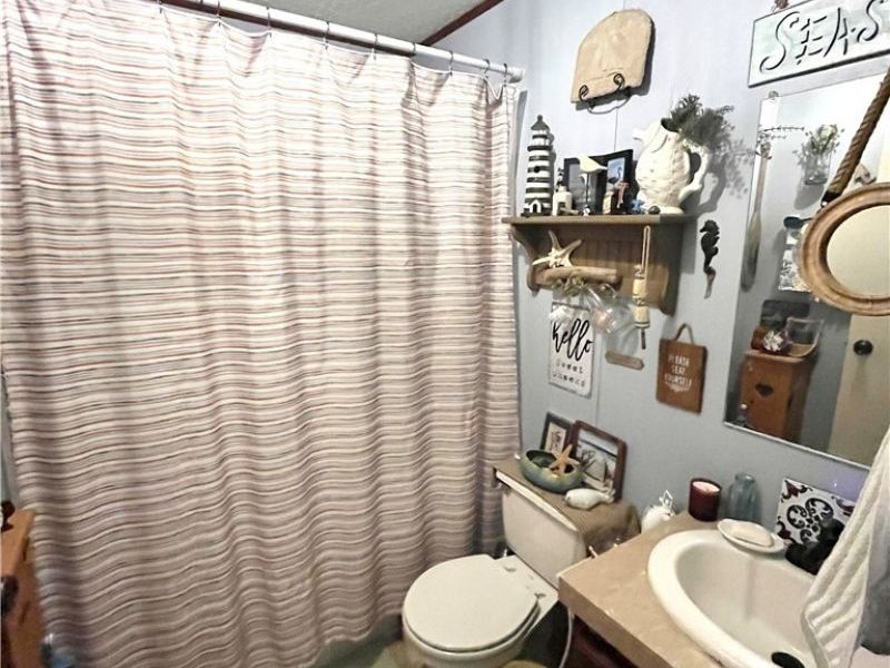 13 Cherokee Lane, Creston, OH 44217 Photo 9