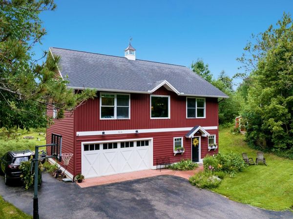910 Rusch View Ridge, Traverse City, MI 49696
