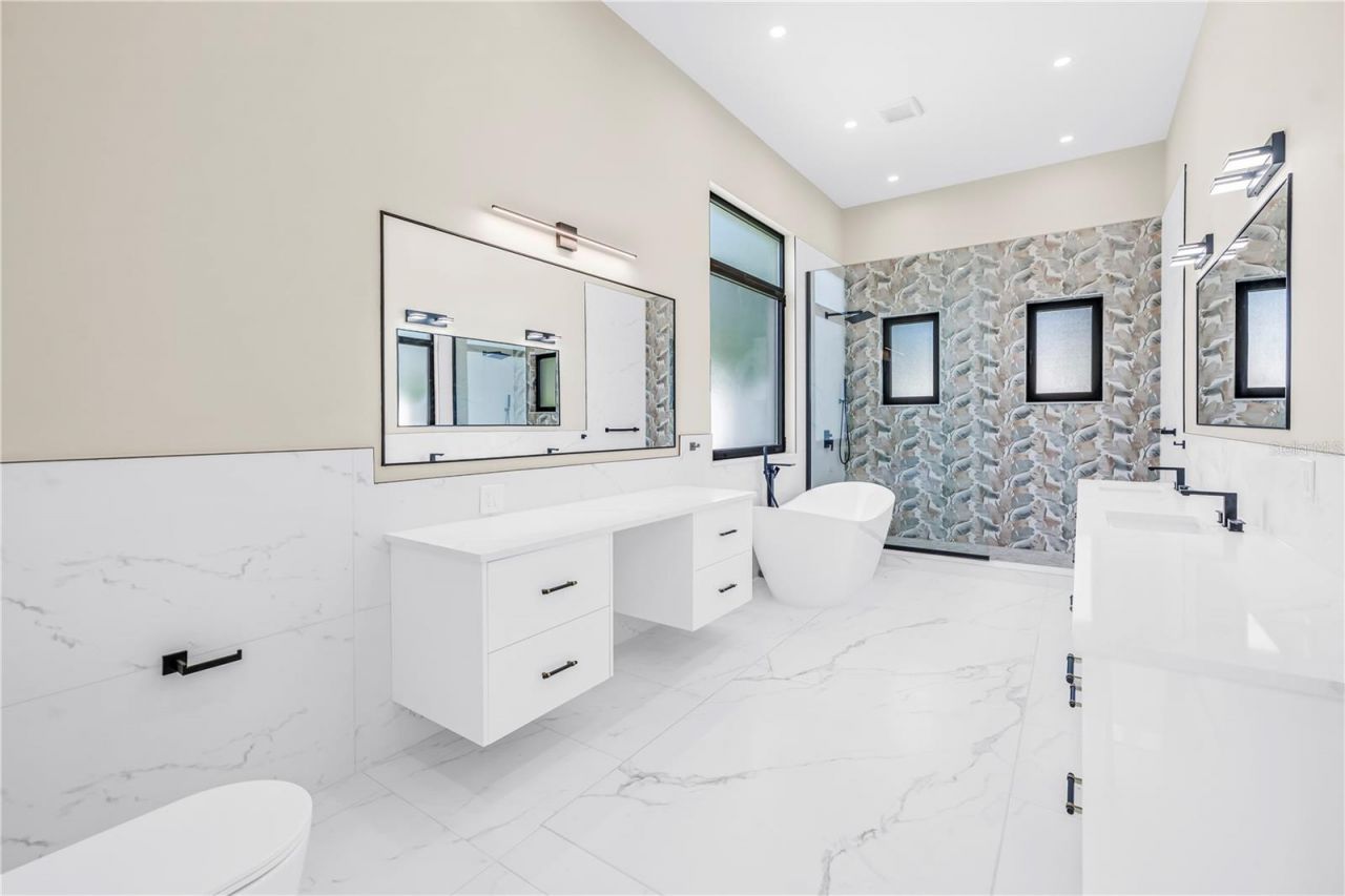 2783 67th Way N, Saint Petersburg, FL 33710 Photo
