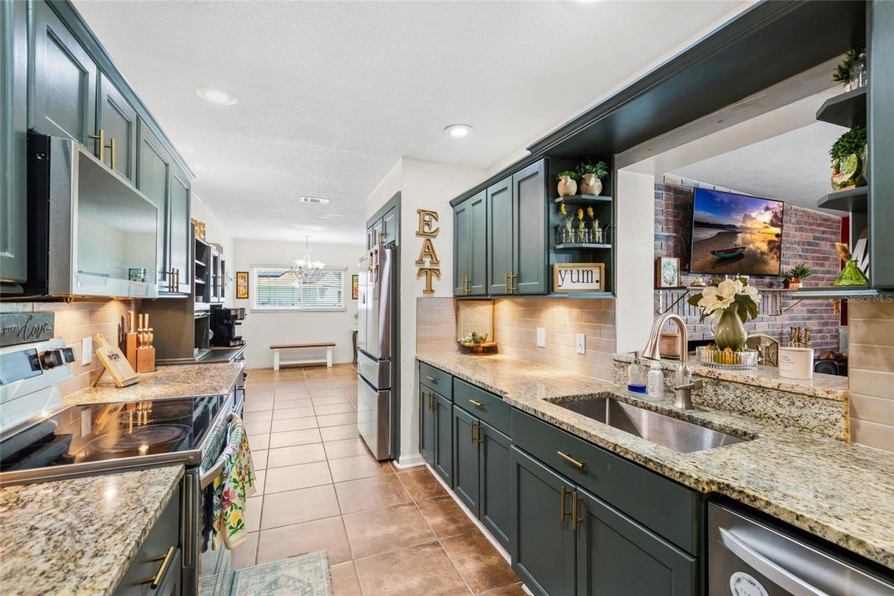 1103 Ridgefield Drive , Valrico, FL 33594 Photo