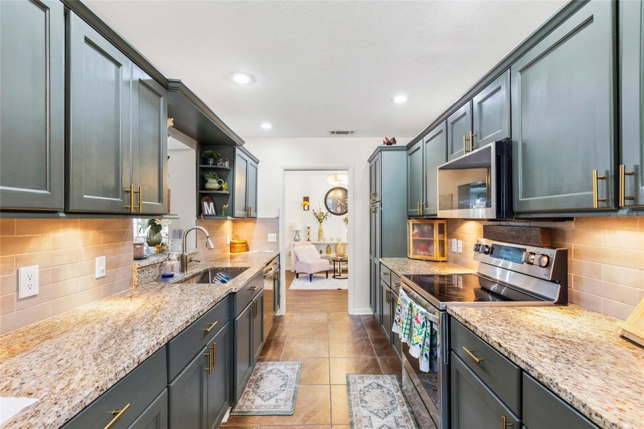 1103 Ridgefield Drive , Valrico, FL 33594 Photo