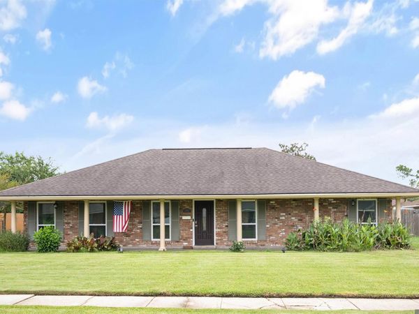 12521 Sherbrook, Baton Rouge, LA 70815