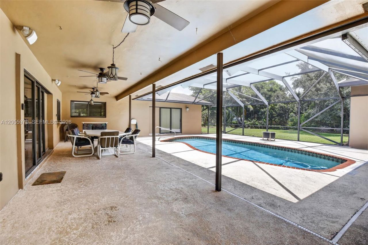 13680 SW 26th St, Davie, FL 33325 Photo
