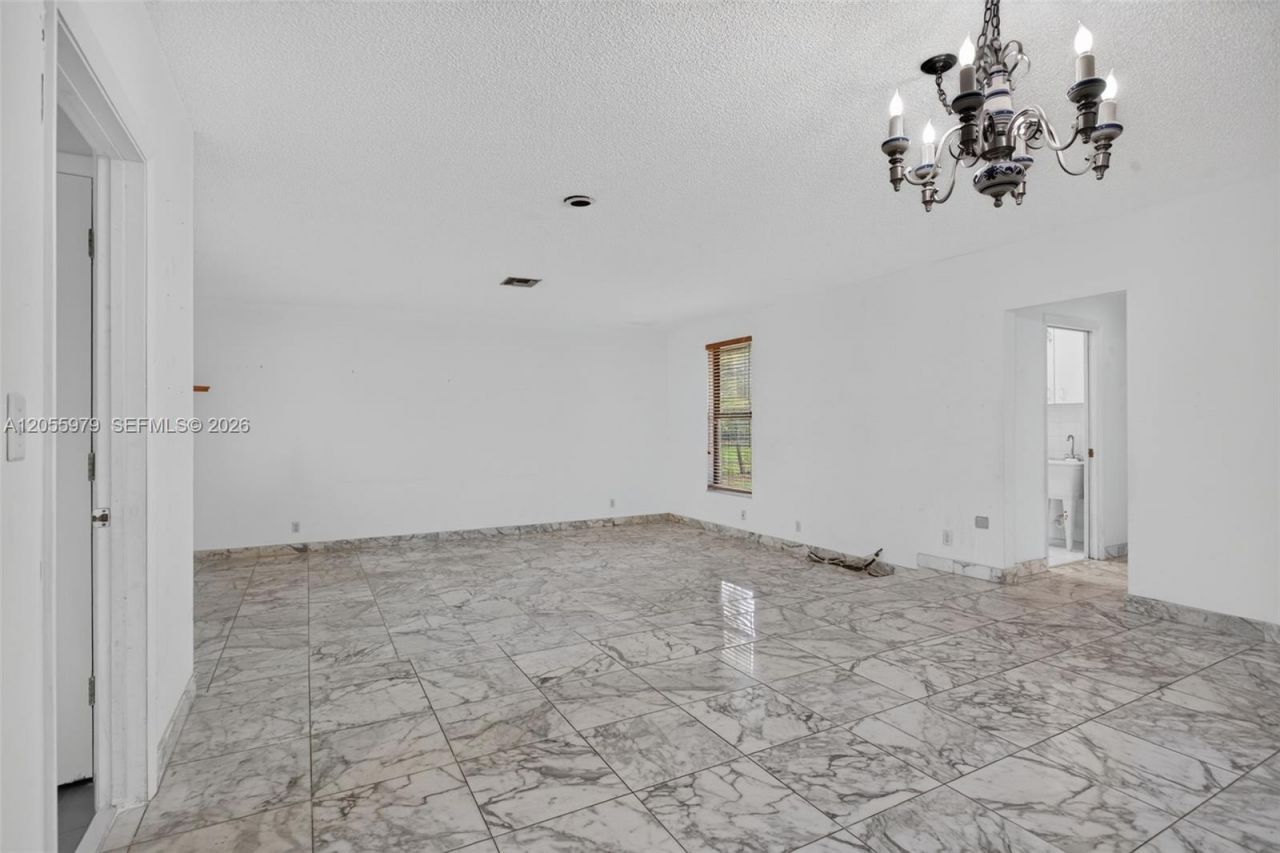 13680 SW 26th St, Davie, FL 33325 Photo