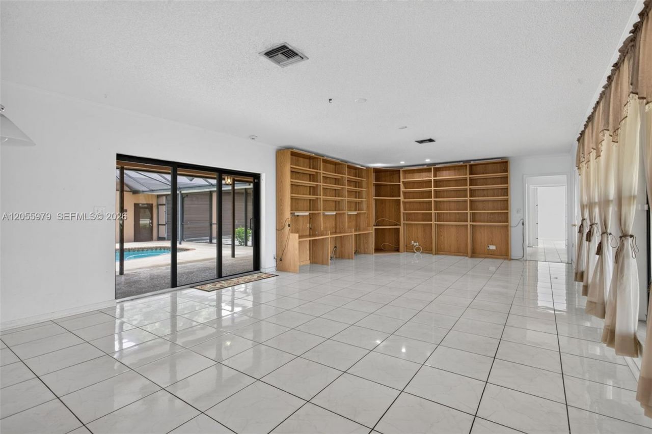 13680 SW 26th St, Davie, FL 33325 Photo