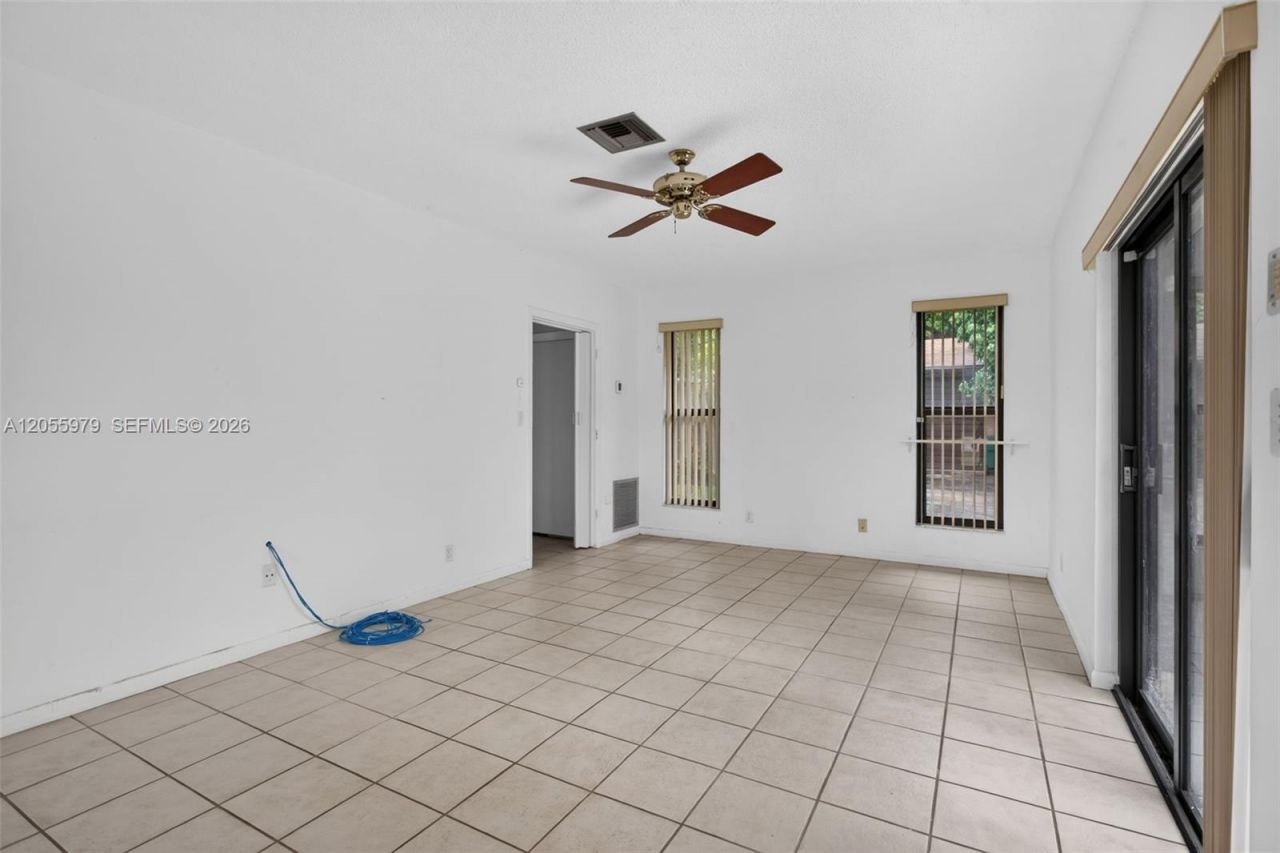 13680 SW 26th St, Davie, FL 33325 Photo