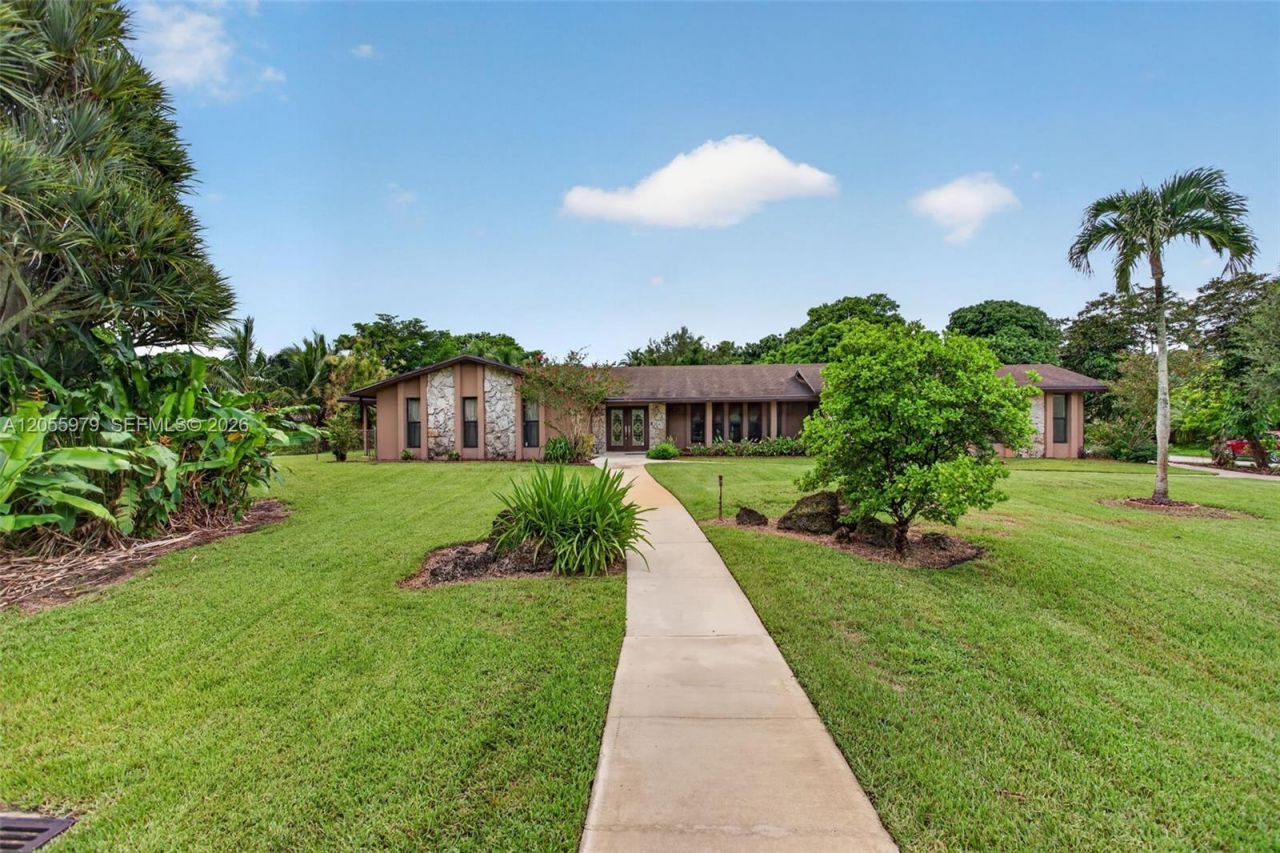 13680 SW 26th St, Davie, FL 33325 Photo