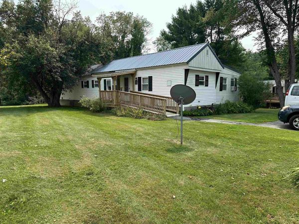 10 Woodland Park, Troy, NH 03465