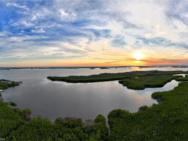 5200 Seagrass BLVD, Unit 2002, BONITA SPRINGS, FL 34134