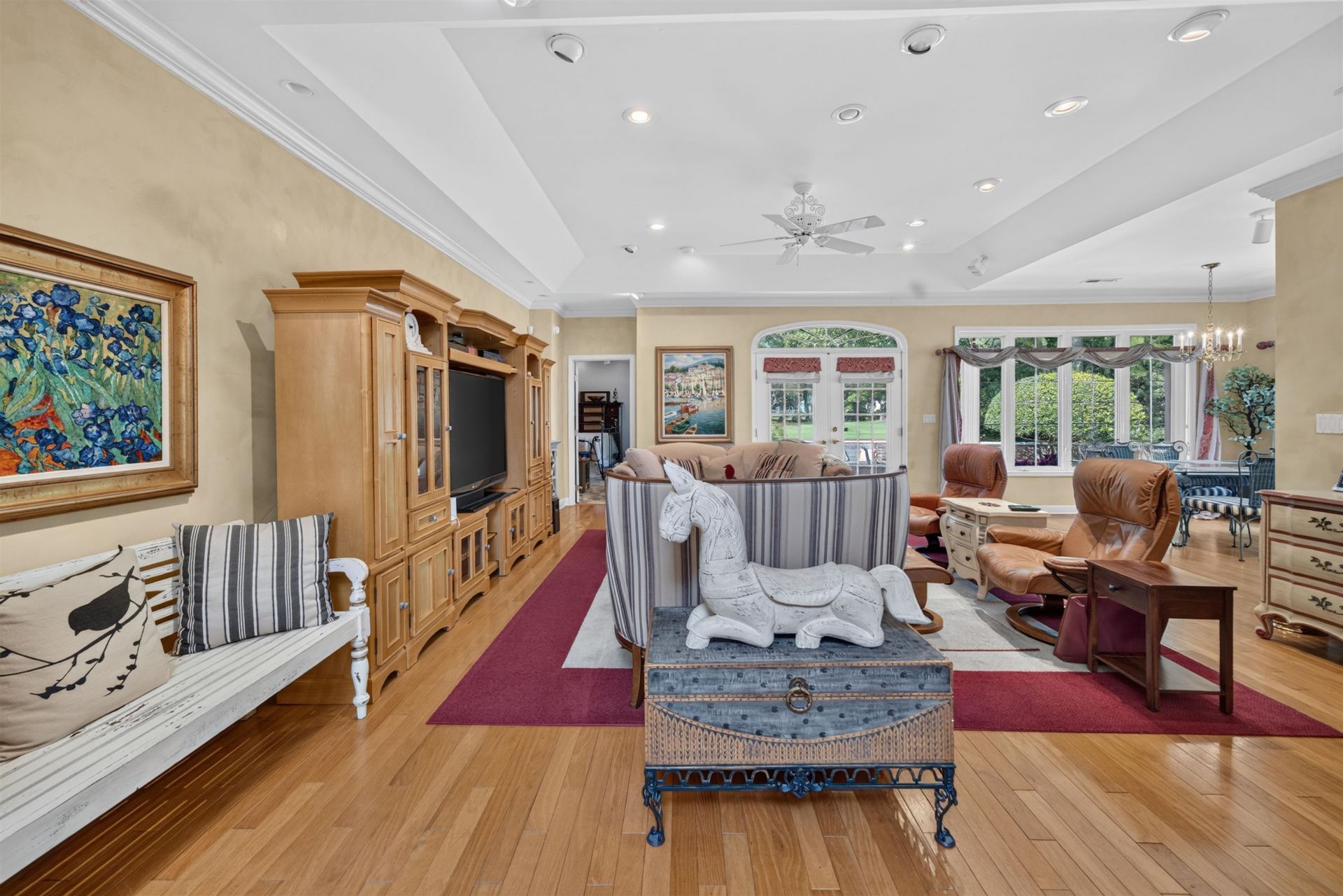 3802 Cagney Ln.  Photo 8