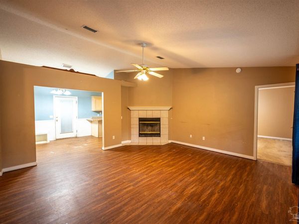 7472 Johnson Rd, Milton, FL 32583