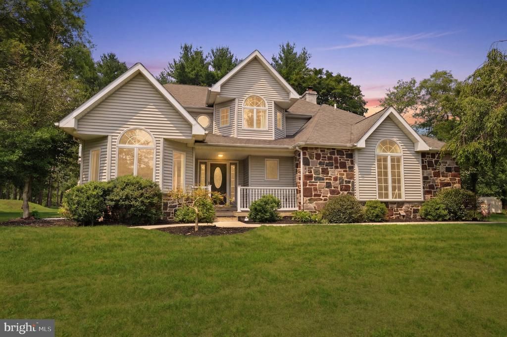 879 HALDEMAN ROAD, SCHWENKSVILLE, PA 19473