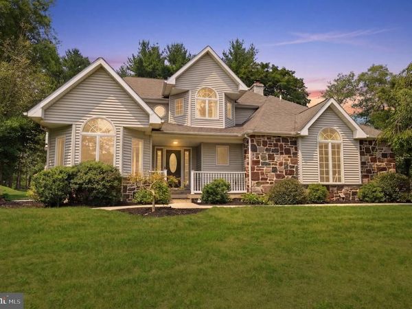 879 HALDEMAN ROAD, SCHWENKSVILLE, PA 19473