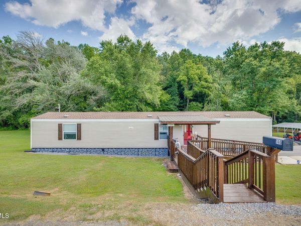 140 Country Lane, Surgoinsville, TN 37873