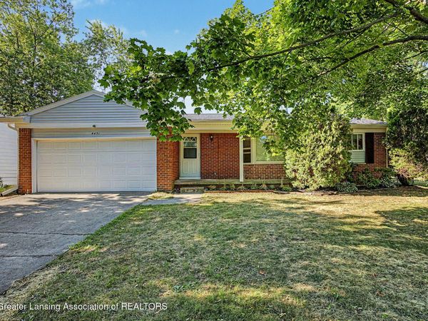 4431 Davlind Drive, Holt, MI 48842