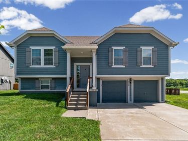 6220 NE 119th Terrace, Kansas City, MO 64156