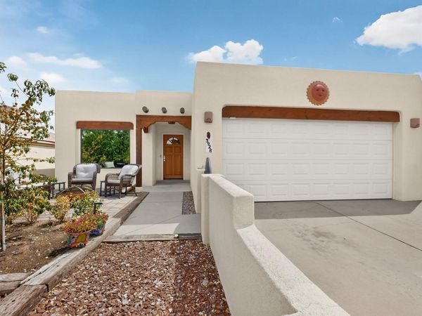 3928 Pineleaf Place NW, Albuquerque, NM 87114