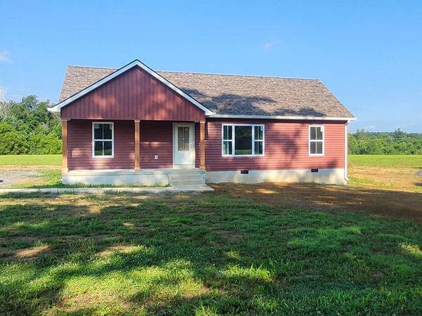 325 Oakmere Ln , Lafayette, TN 37083