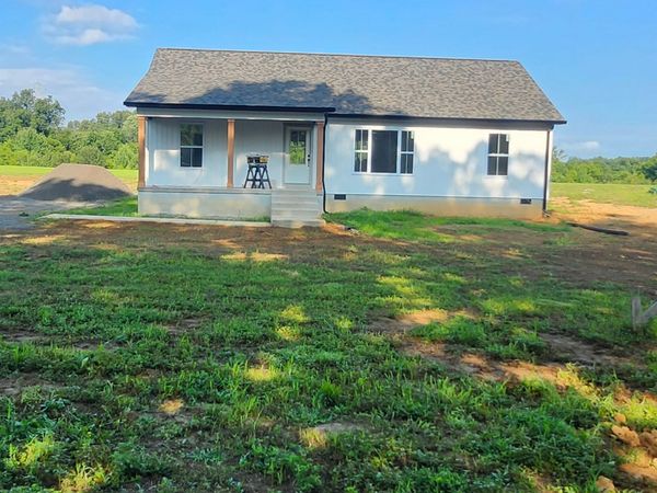 339 Oakmere Ln , Lafayette, TN 37083
