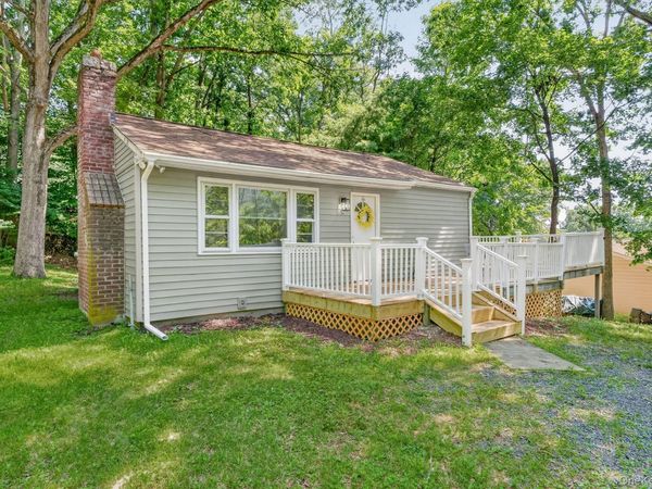 52 Mountain Avenue, Greenwood Lake, NY 10925