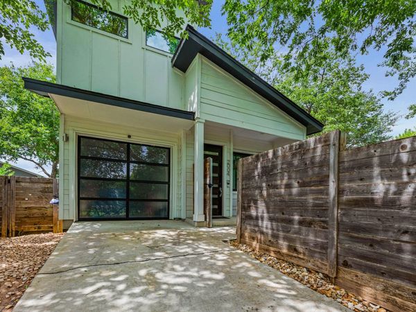 2004 E 10th ST , Unit 2, Austin, TX 78702