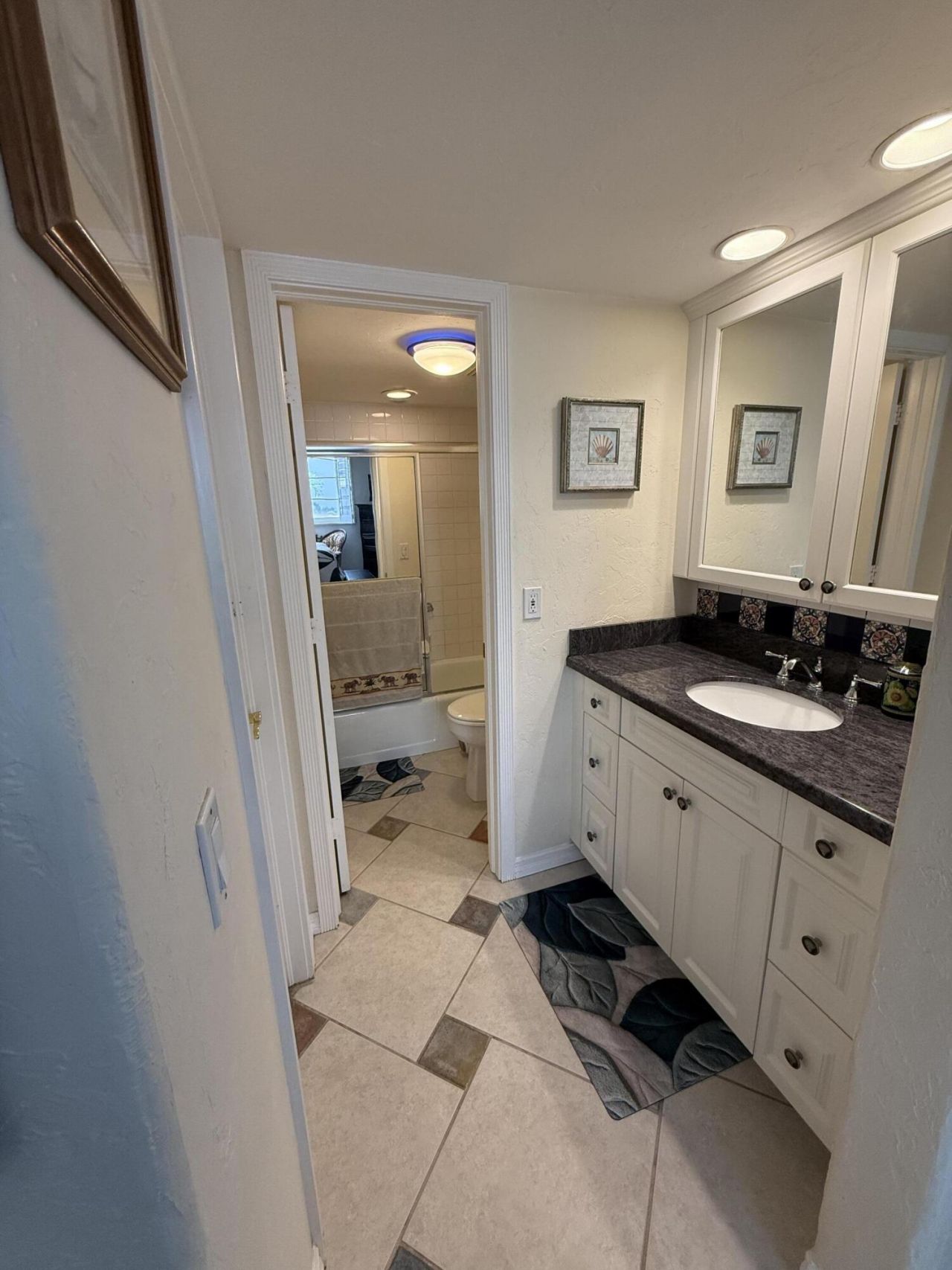630 Ocean Drive, Unit 215, Juno Beach, FL 33408 Photo