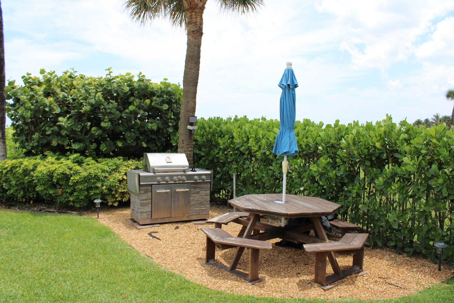 630 Ocean Drive, Unit 215, Juno Beach, FL 33408 Photo