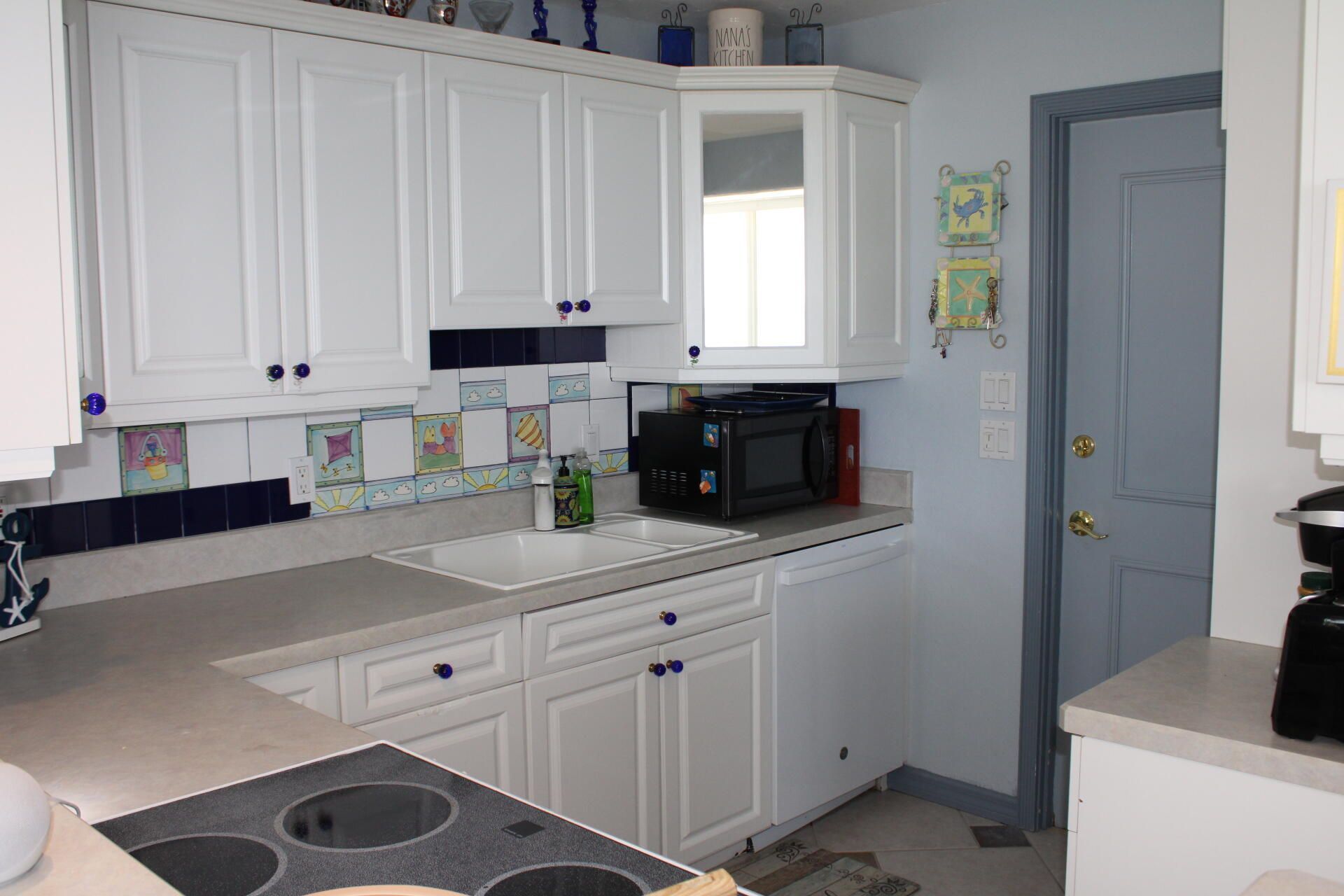 630 Ocean Drive, Unit 215, Juno Beach, FL 33408 Photo